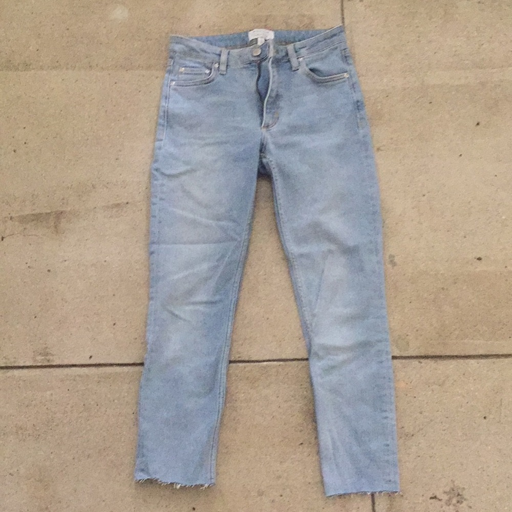 High wasted jeans
